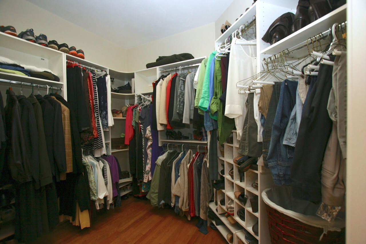 1049 Sprinkle Road Fincastle, VA 24090 - Photo 28 of 67 MasterBed Closet