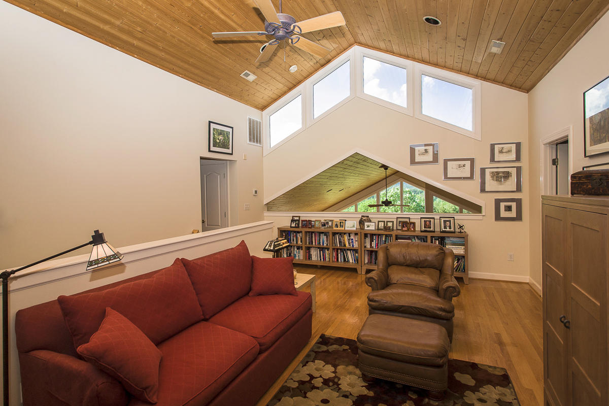 1049 Sprinkle Road Fincastle, VA 24090 - Photo 32 of 67 Loft