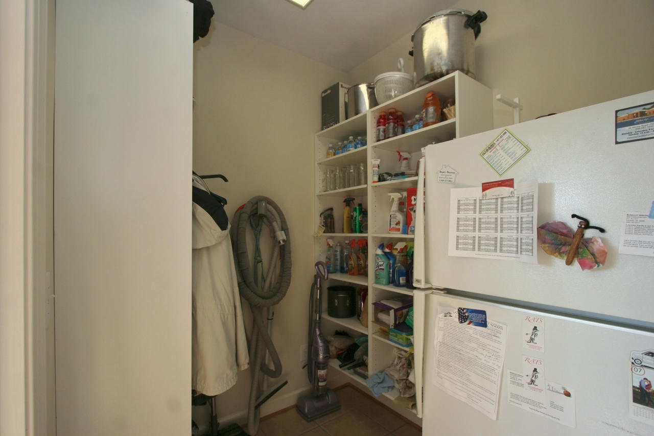 1049 Sprinkle Road Fincastle, VA 24090 - Photo 59 of 67 Mud Room