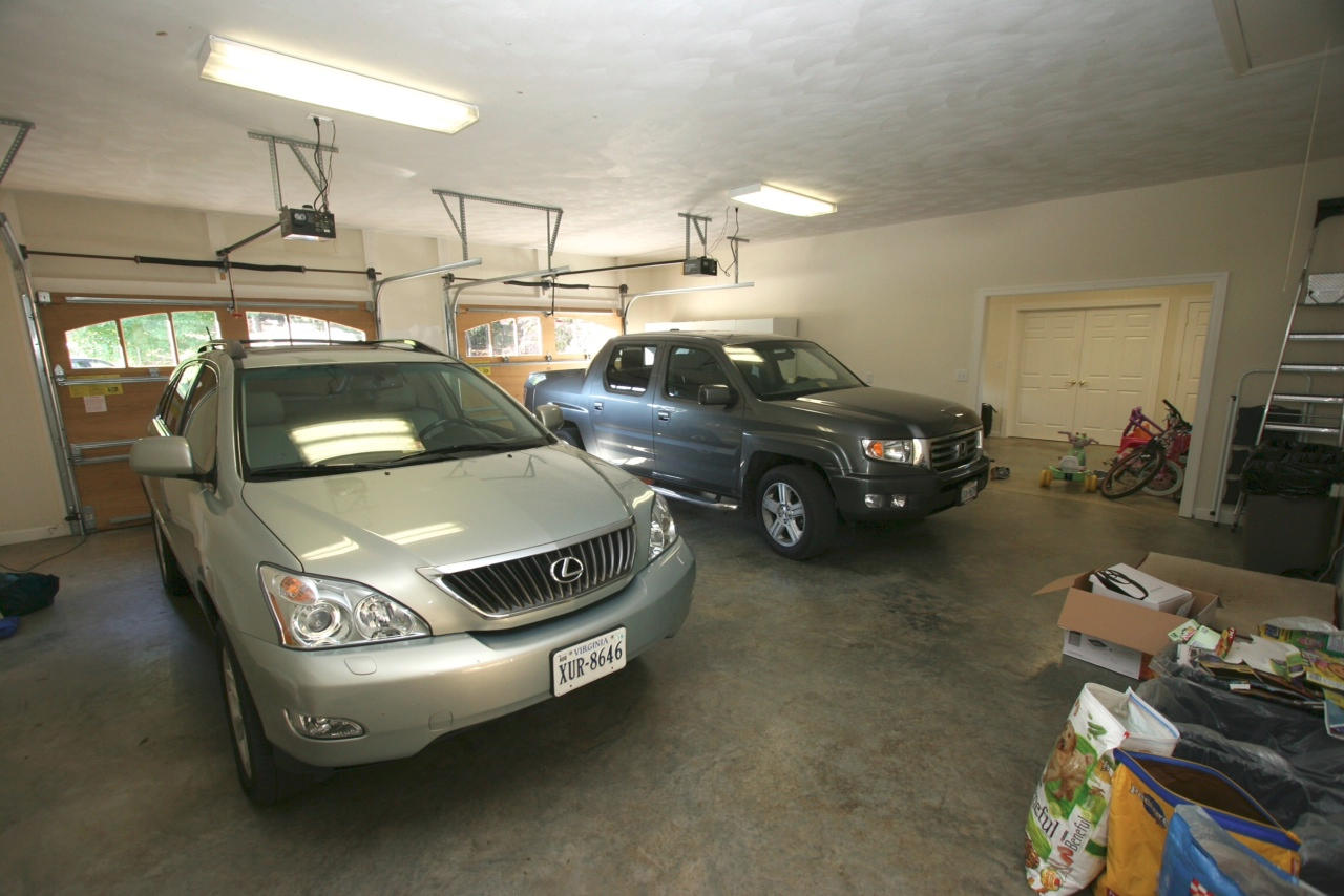 1049 Sprinkle Road Fincastle, VA 24090 - Photo 60 of 67 Attached Garage