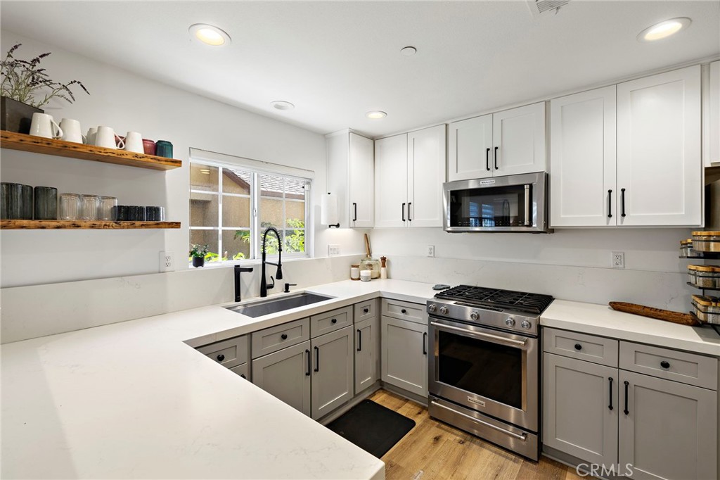 90 Three Vines Court Ladera Ranch, CA 92694 - Photo 13 of 29