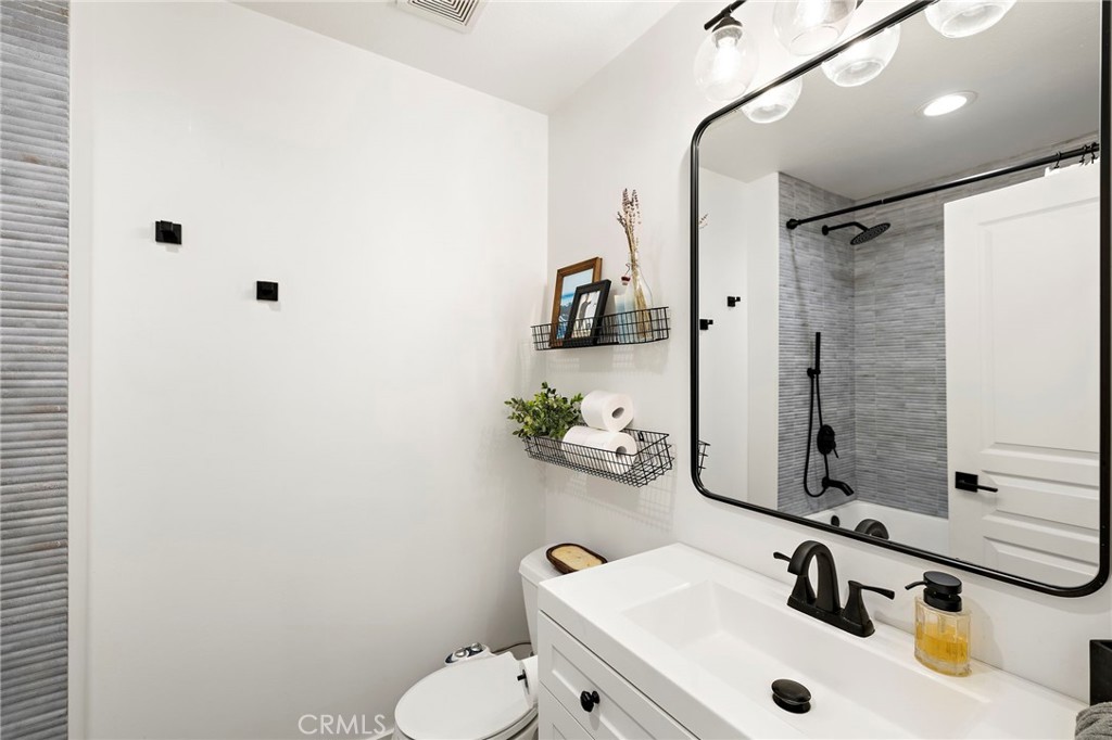 90 Three Vines Court Ladera Ranch, CA 92694 - Photo 23 of 29