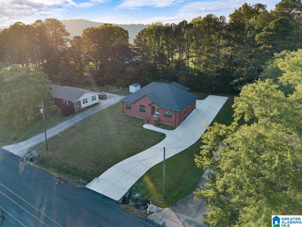 604 Magnolia Avenue Oneonta, AL 35121 - Photo 41 of 44