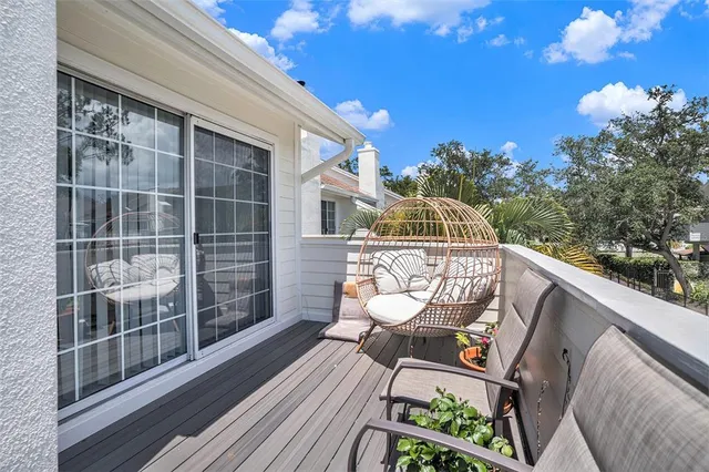 $570,000 | 5203 Bayshore Boulevard, Unit 11, Tampa, FL 33611