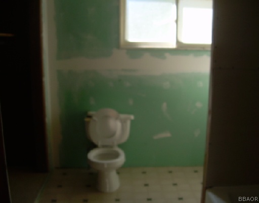 341 Riverside Avenue Sugarloaf, CA 92386 - Photo 7 of 8 Other. THIS FULL BATH IS NOT COMPLETE