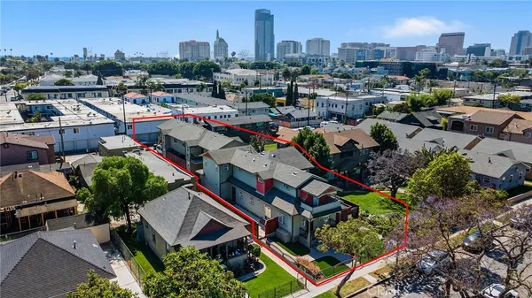 $1,650,000 | 1050 East 5th Street, Long Beach, CA 90802