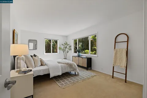 $1,695,000 | 8 Westwood Court, Orinda, CA 94563