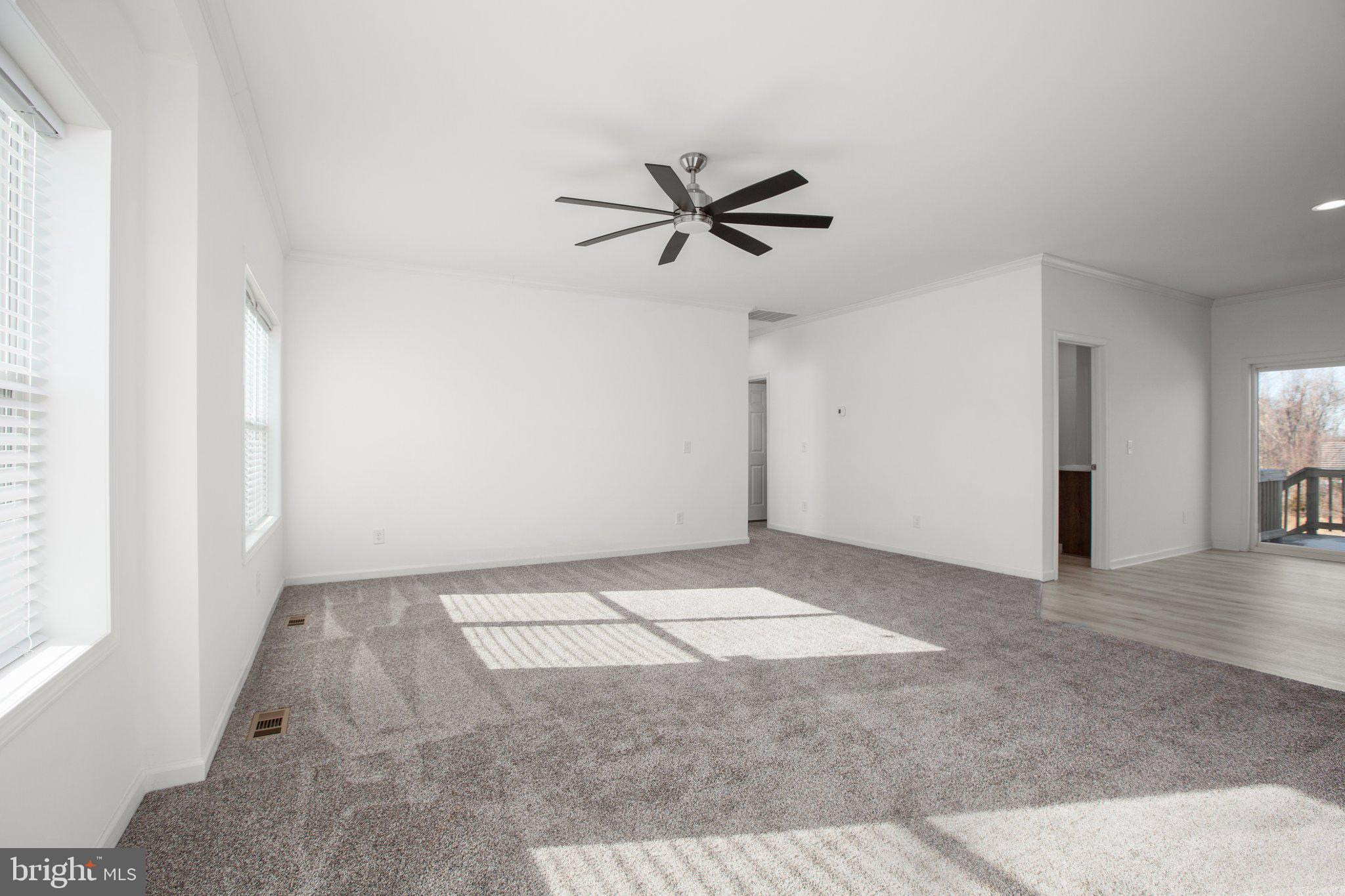 1005 Levi Road Green Bay, VA 23942 - Photo 3 of 34