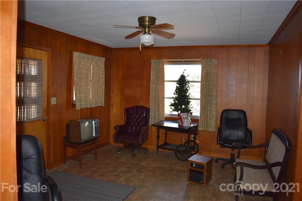 11611 Bringle Ferry Road Salisbury, NC 28146 - Photo 11 of 45 Gallery Image 11