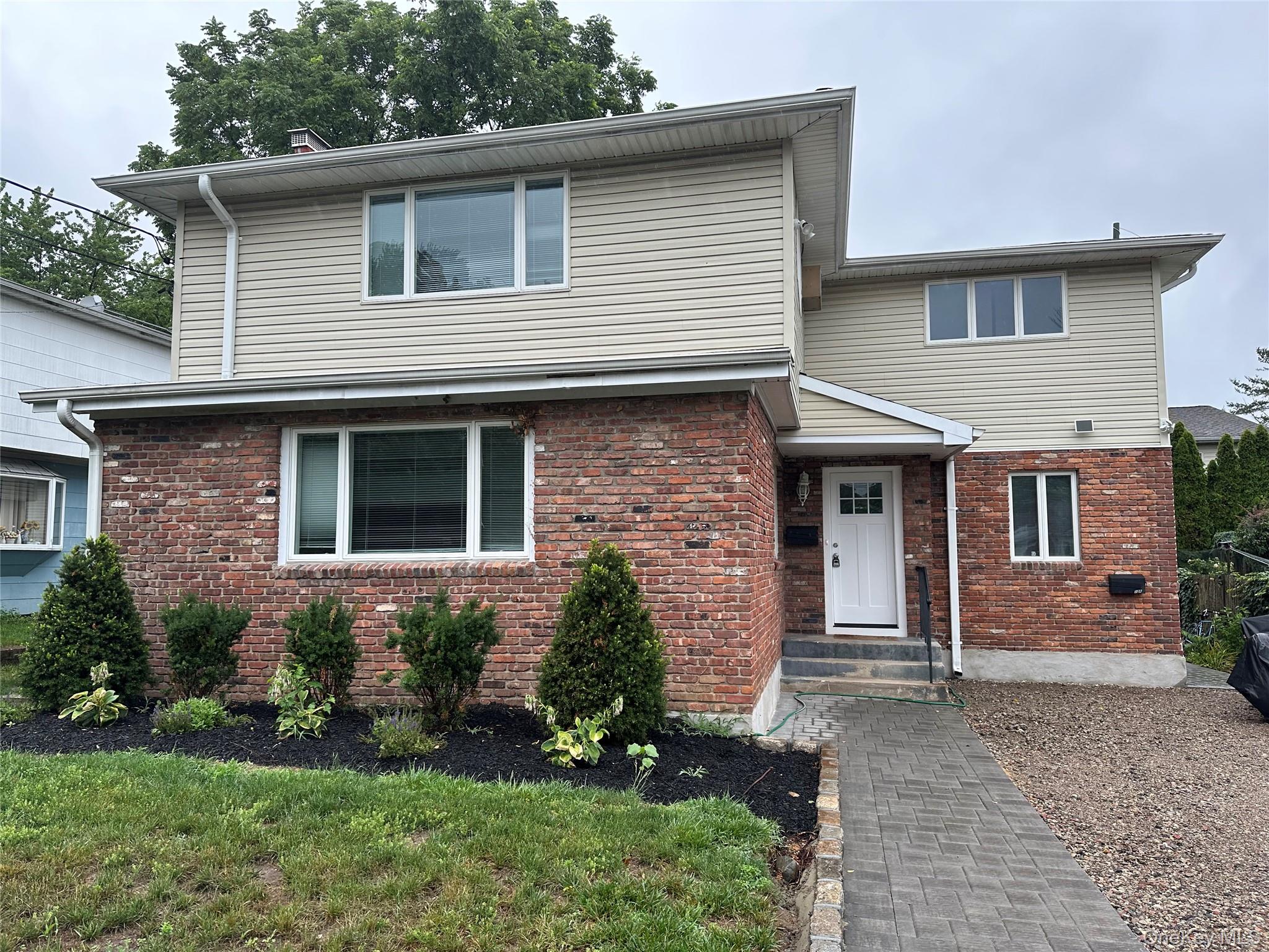 32 Marwood Road South, Unit A Port Washington, NY 11050 - Photo 1 of 14