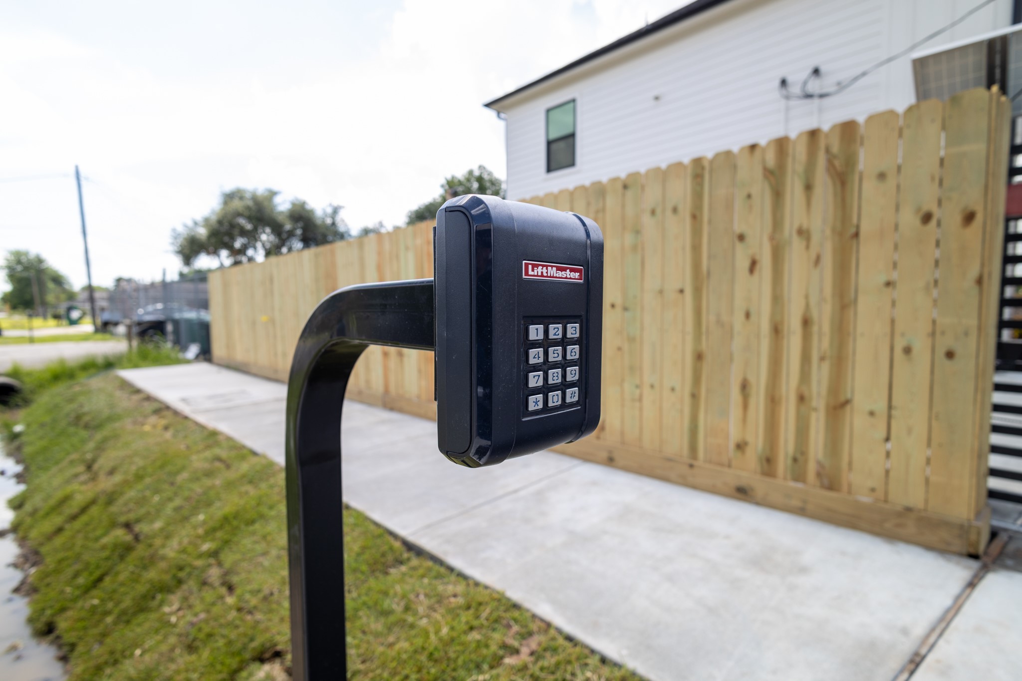 5036 Mallow Street, Unit A Houston, TX 77033 - Photo 8 of 36 a view of a wooden fence