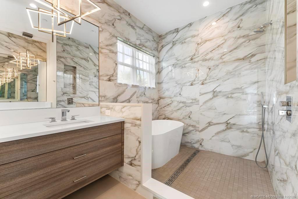 53 Southeast Seminole Street, Unit 1A Stuart, FL 34994 - Photo 35 of 76