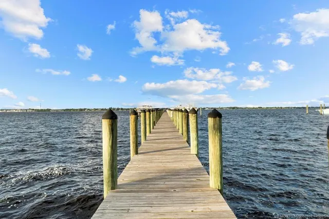 $1,150,000 | 53 Southeast Seminole Street, Unit 1A, Stuart, FL 34994