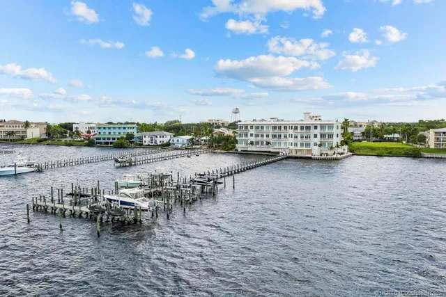$1,150,000 | 53 Southeast Seminole Street, Unit 1A, Stuart, FL 34994