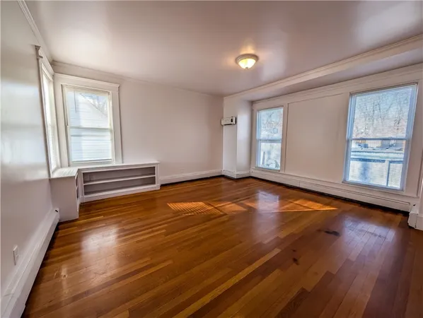 $1,550 | 1425 Manville Road, Unit 4, Woonsocket, RI 02895