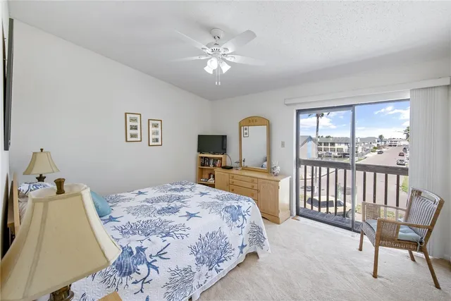 $2,000 | 15425 Fortuna Bay Drive, Unit 304, Corpus Christi, TX 78418