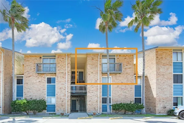 $2,000 | 15425 Fortuna Bay Drive, Unit 304, Corpus Christi, TX 78418