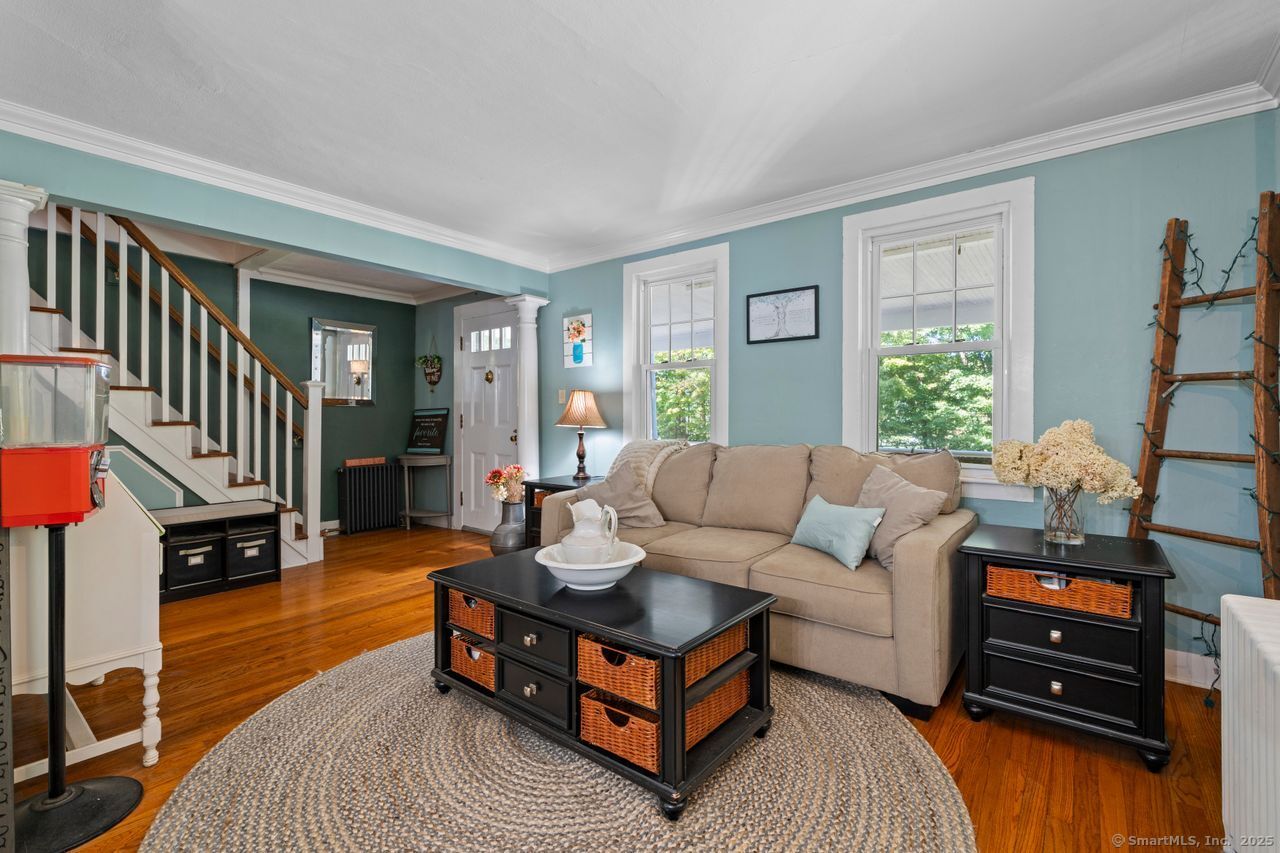 74 Middle Quarter Road Woodbury, CT 06798 - Photo 13 of 38 a living room with furniture