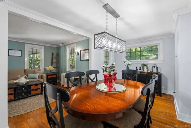 $725,000 | 74 Middle Quarter Road, Woodbury, CT 06798