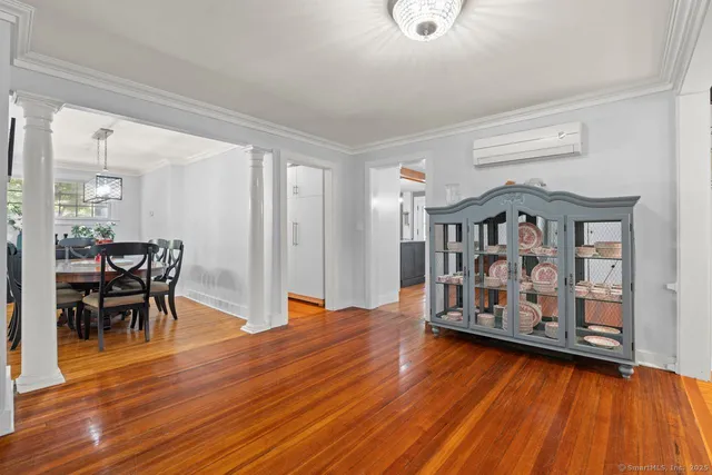 $725,000 | 74 Middle Quarter Road, Woodbury, CT 06798