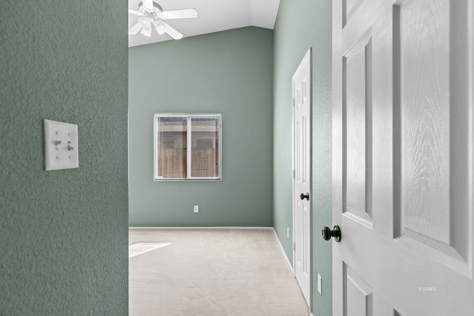 571 South Alvord Street Ridgecrest, CA 93555 - Photo 21 of 31 Gallery Image 21
