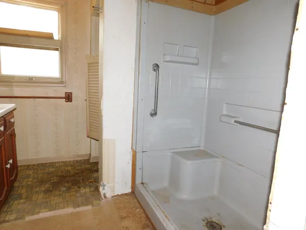 $129,900 | 124 South Chipman Street, Owosso, MI 48867