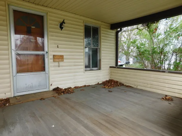 $129,900 | 124 South Chipman Street, Owosso, MI 48867