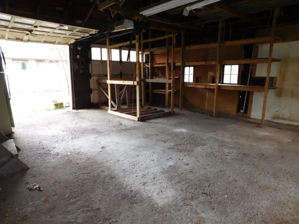 $129,900 | 124 South Chipman Street, Owosso, MI 48867