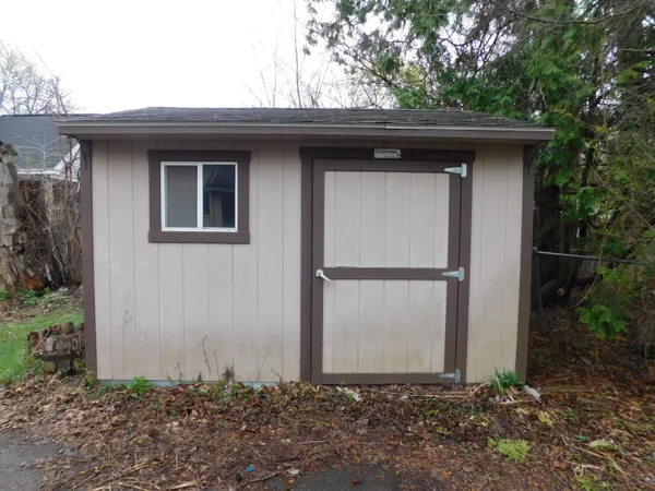$129,900 | 124 South Chipman Street, Owosso, MI 48867