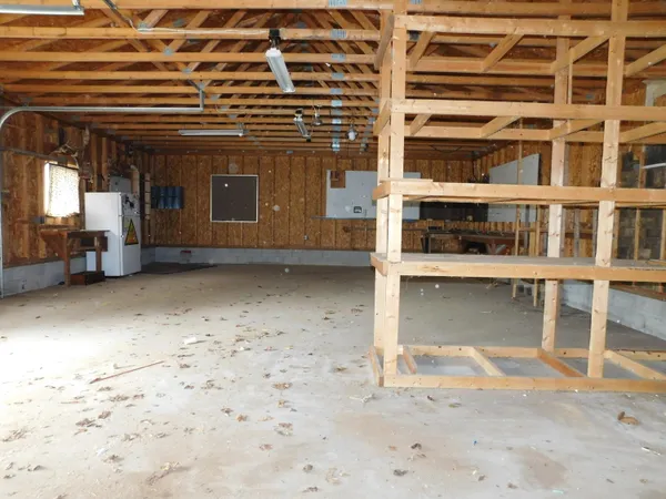 $129,900 | 124 South Chipman Street, Owosso, MI 48867