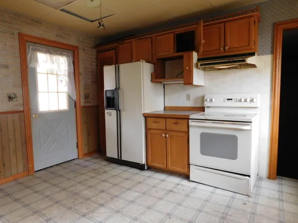 $129,900 | 124 South Chipman Street, Owosso, MI 48867