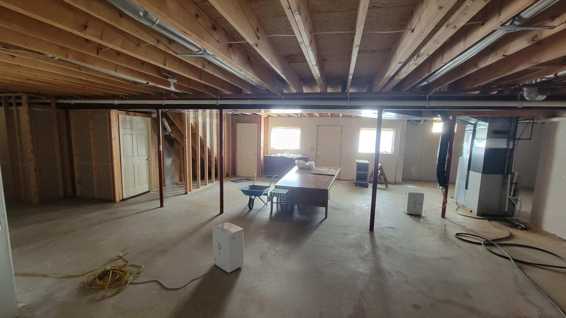 4275 West State Road Lansing, MI 48906 - Photo 24 of 28 thumbnail_20240910_151504