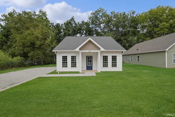 $245,000 | 608 East Emerson Street, Princeton, IN 47670