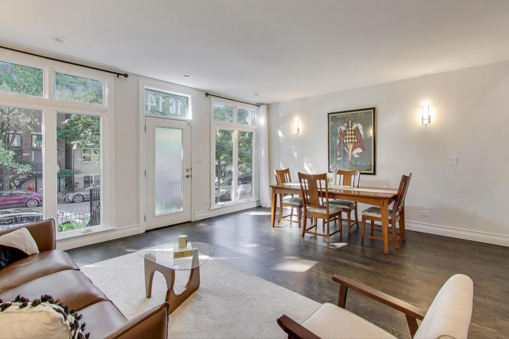 1614 West Erie Street Chicago, IL 60622 - Photo 7 of 50 a view of a livingroom with furniture and wooden floor