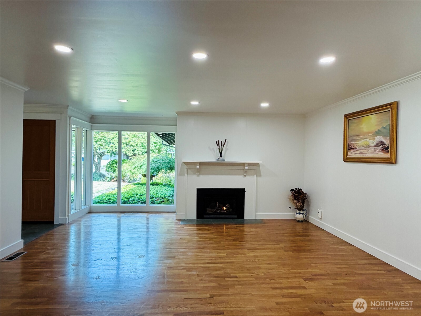 10509 Northeast 197th Street Bothell, WA 98011 - Photo 3 of 26 Gallery Image 3