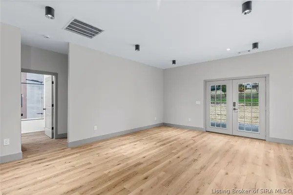 $475,000 | 7725 Northeast Greenbrier Road, Georgetown, IN 47122