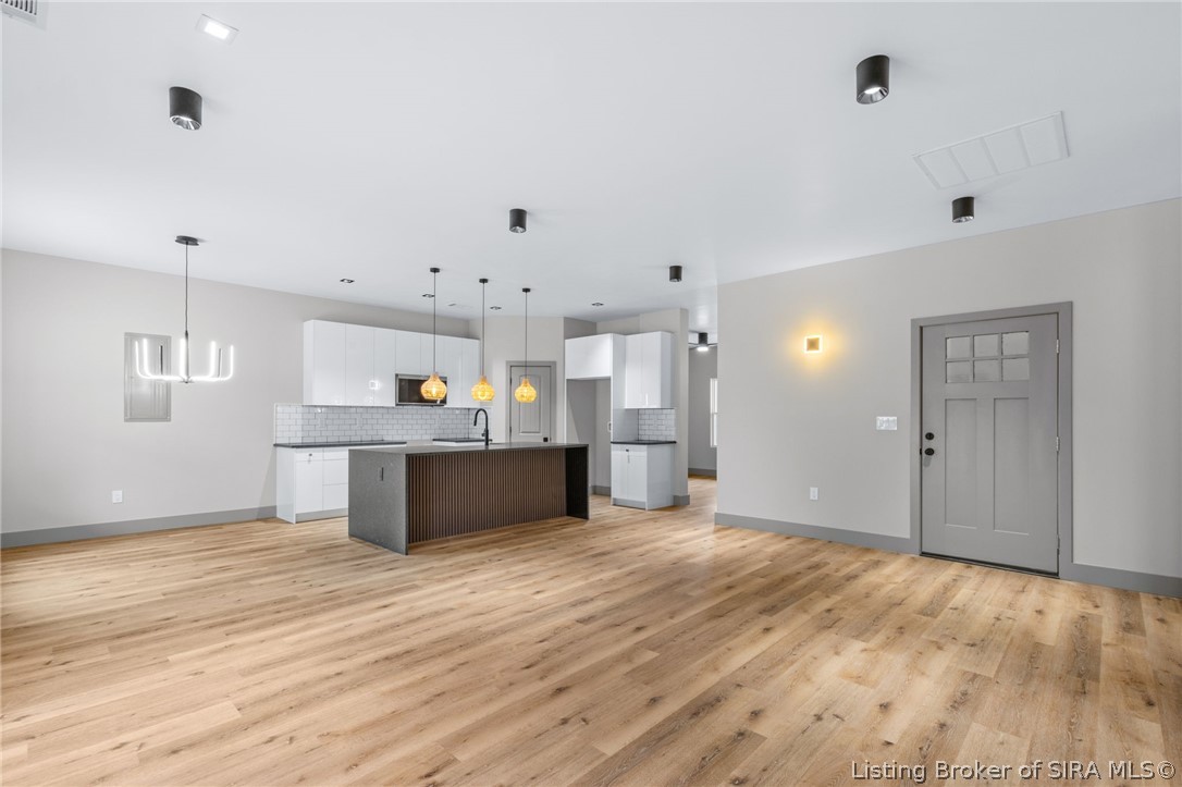 7725 Northeast Greenbrier Road Georgetown, IN 47122 - Photo 14 of 63 Great Room/Kitchen