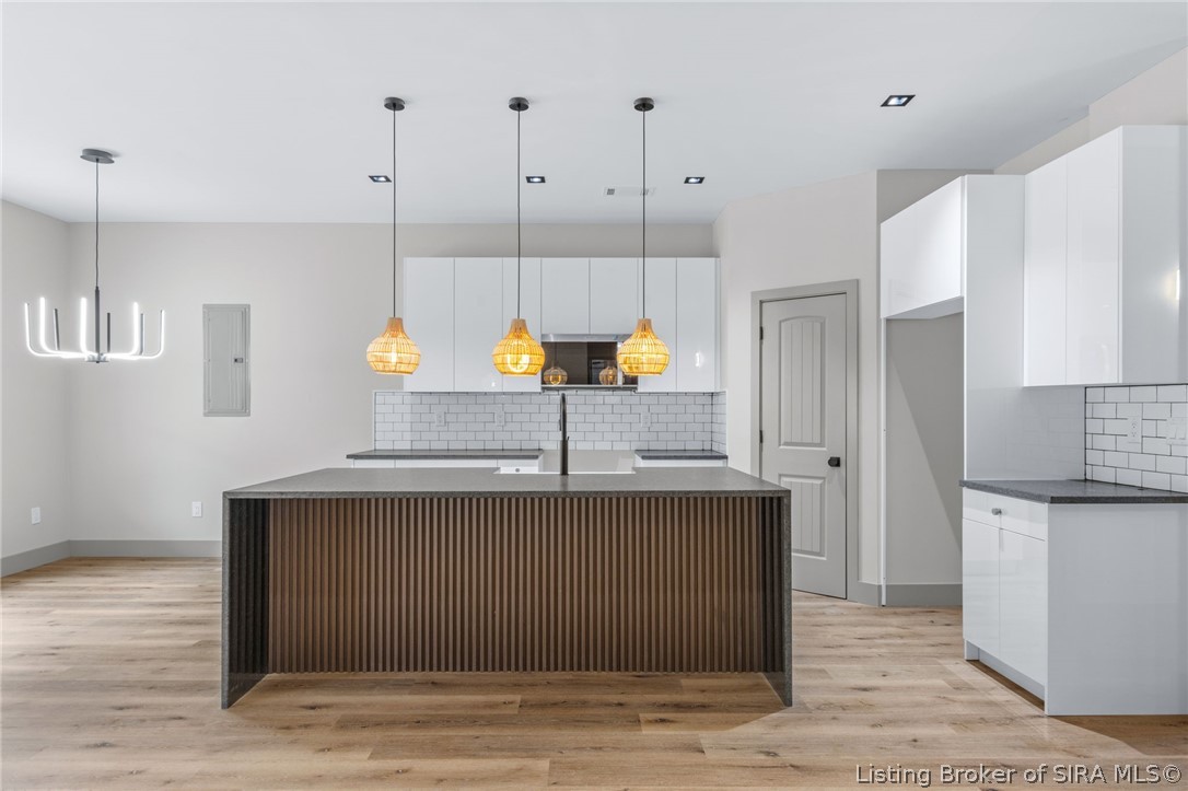 7725 Northeast Greenbrier Road Georgetown, IN 47122 - Photo 18 of 63