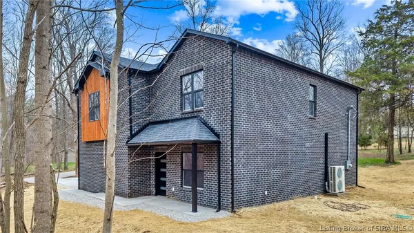 $475,000 | 7725 Northeast Greenbrier Road, Georgetown, IN 47122