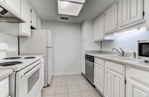8210 Bent Tree Road, Unit 149 Austin, TX 78759 - Photo 7 of 14