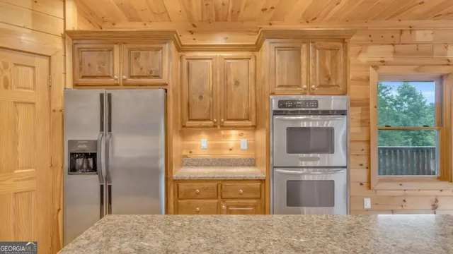 $3,200,000 | 661 Toccoa River Forest Lane, Mineral Bluff, GA 30559