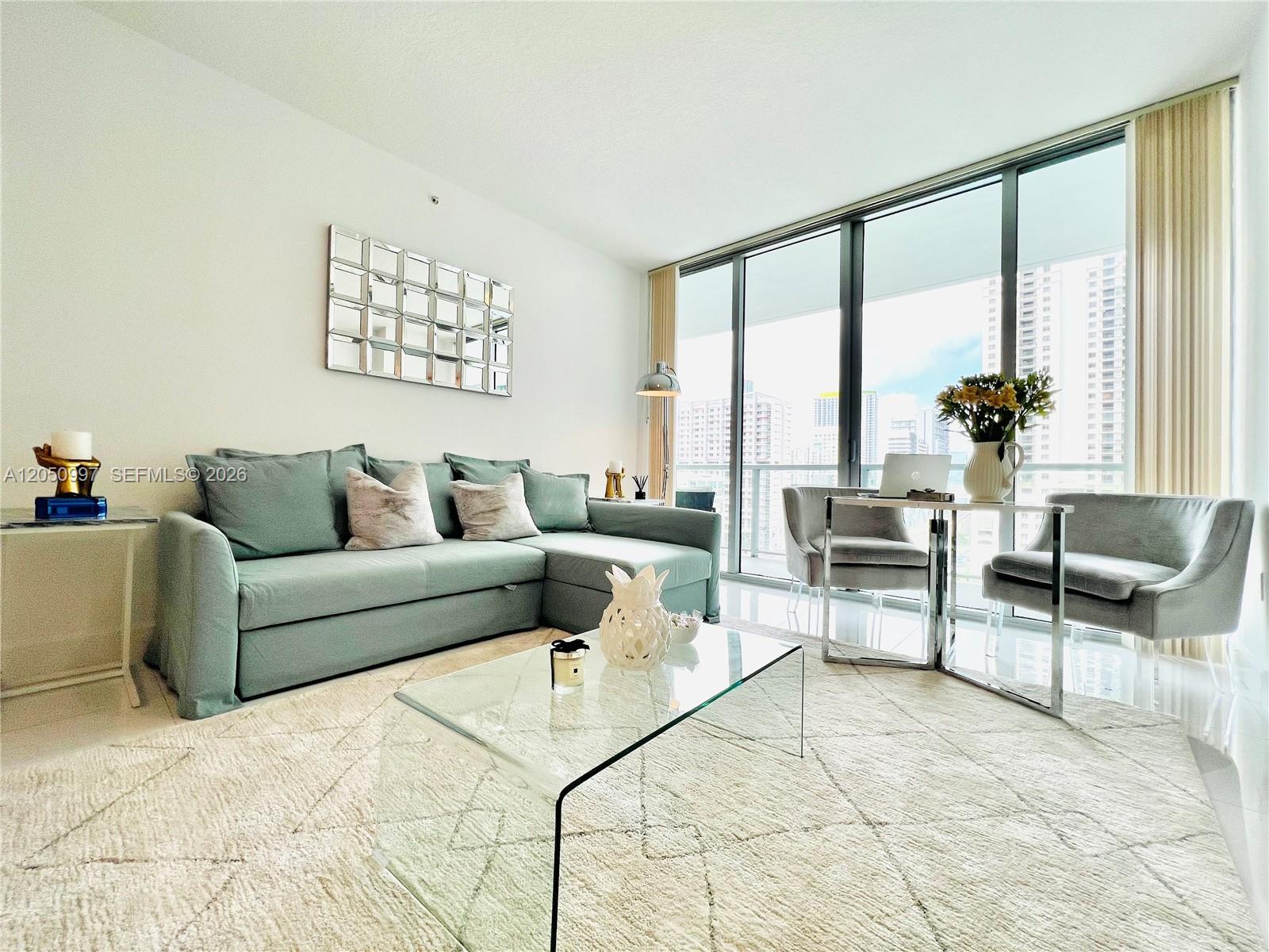 79 Southwest 12th Street, Unit 1510S Miami, FL 33130 - Photo 7 of 56