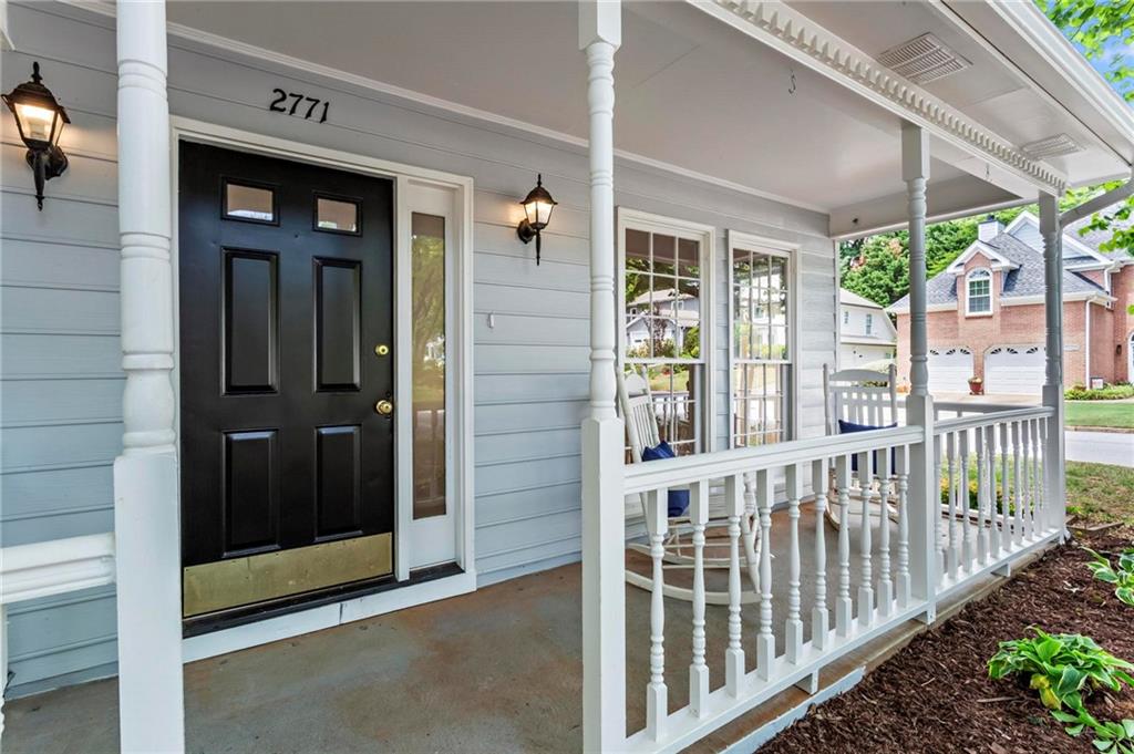 2771 Royal Bluff Decatur, GA 30030 - Photo 4 of 33