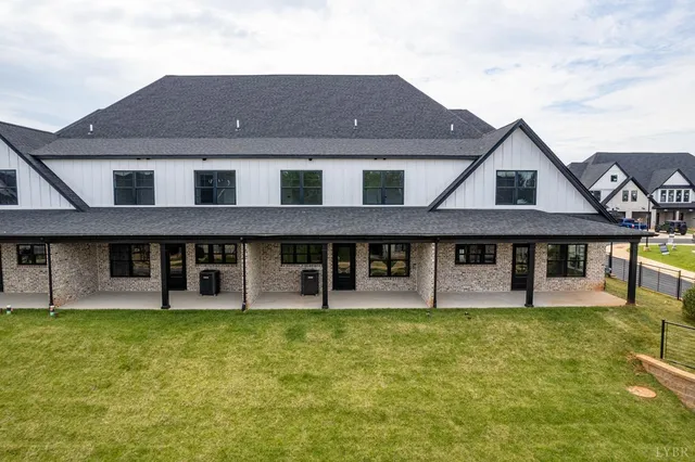 $376,900 | 1020 Landon Court, Forest, VA 24551