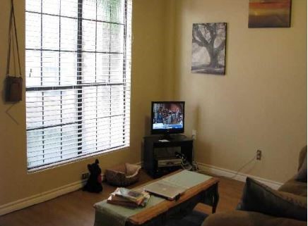 1908 San Antonio Street, Unit 103 Austin, TX 78705 - Photo 4 of 4