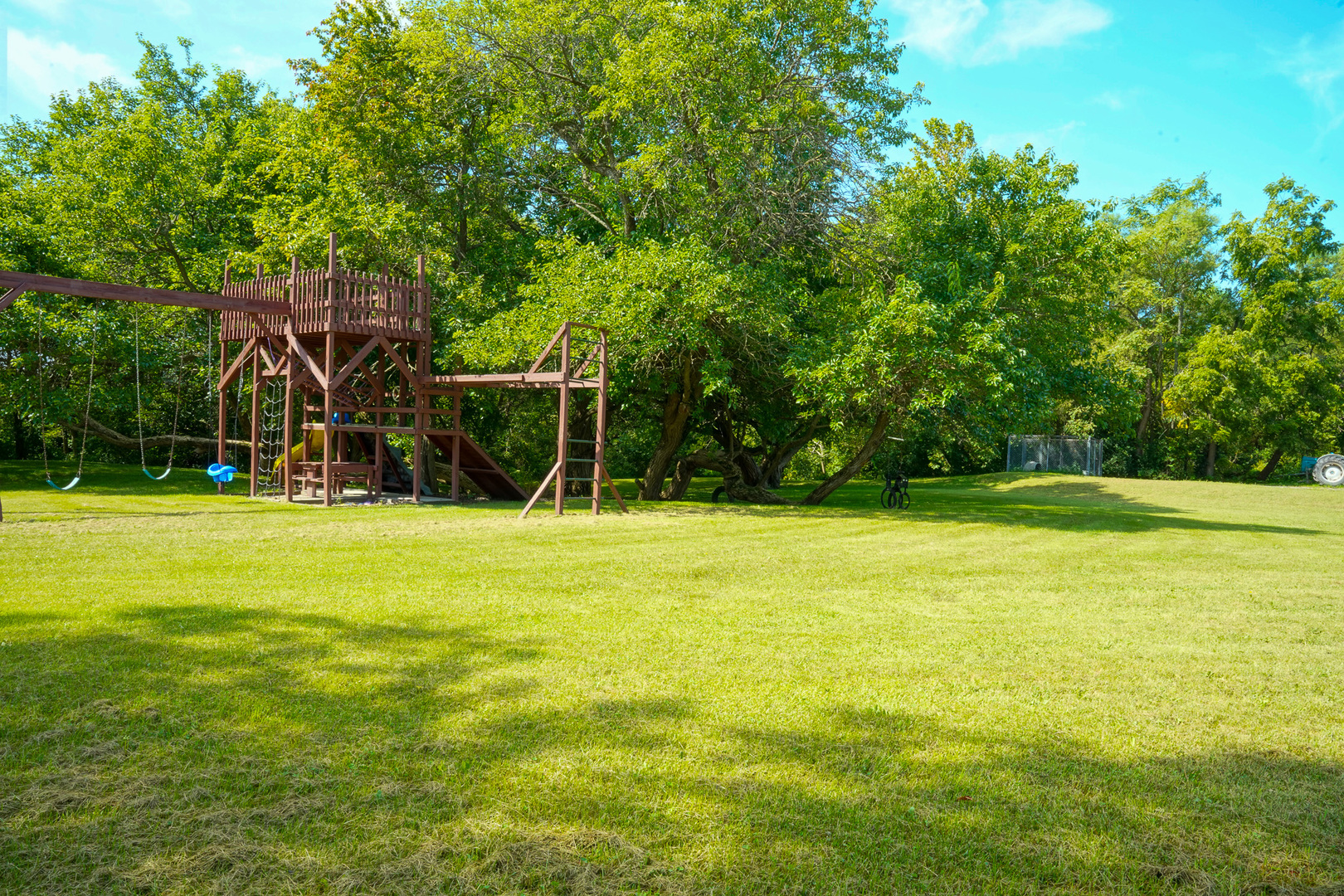 10175 Brown Road Morris, IL 60450 - Photo 26 of 31 a view of a park with large trees