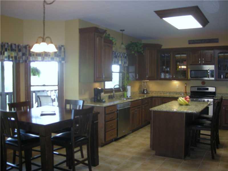 203 Robinson Run Road Butler, PA 16002 - Photo 4 of 25 Kitchen.