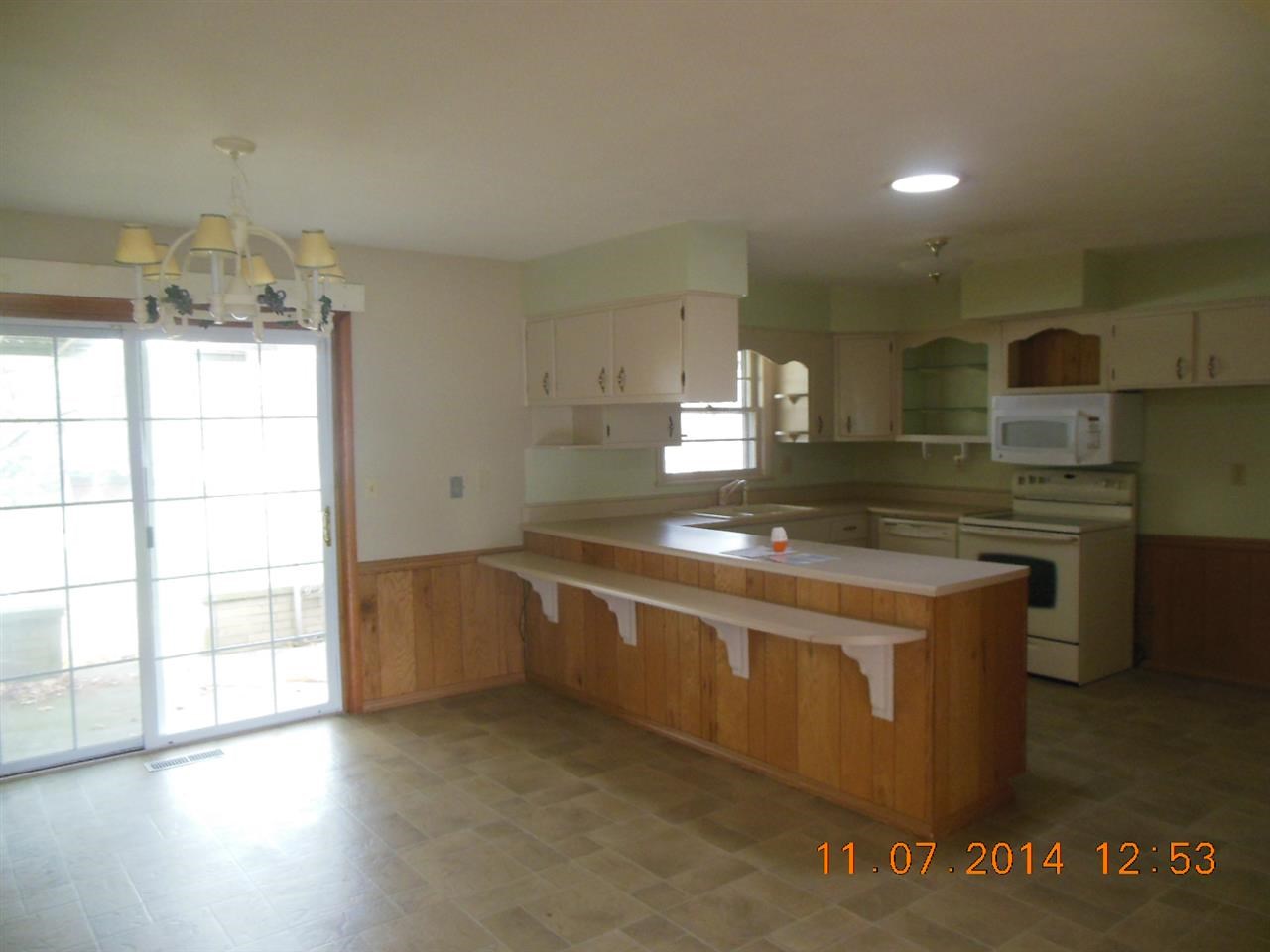 3210 West Petty Road Muncie, IN 47304 - Photo 4 of 22