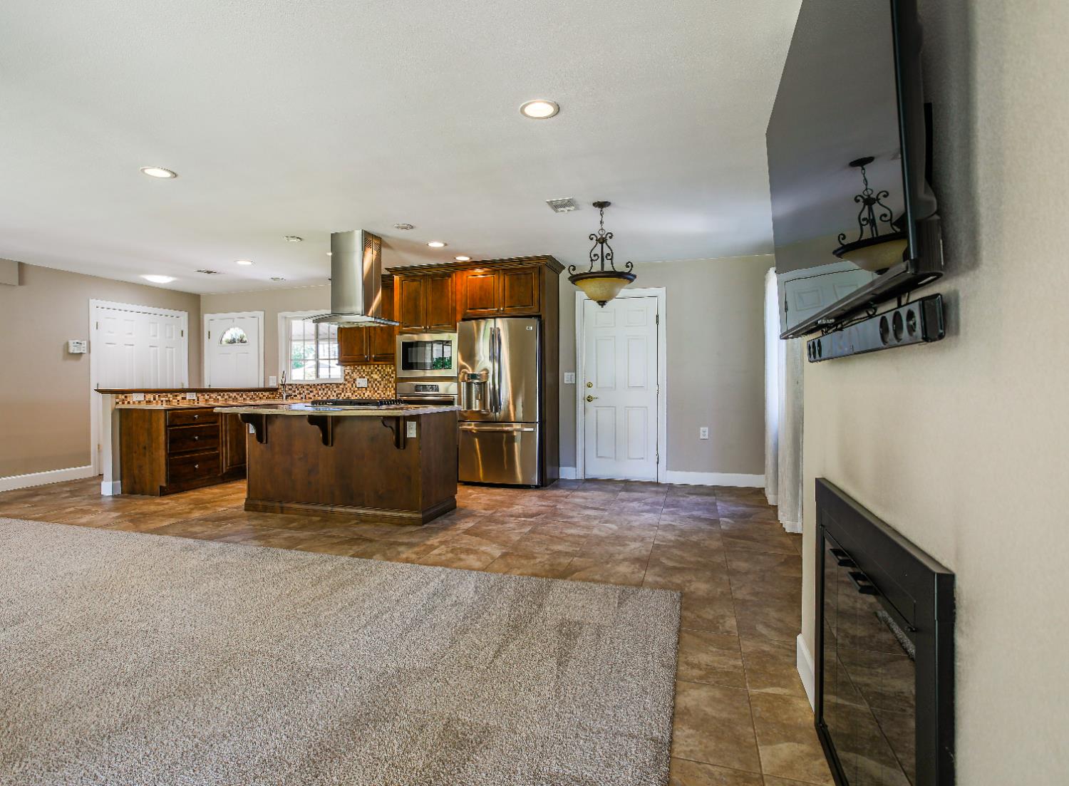 3236 Smathers Way Carmichael, CA 95608 - Photo 12 of 37