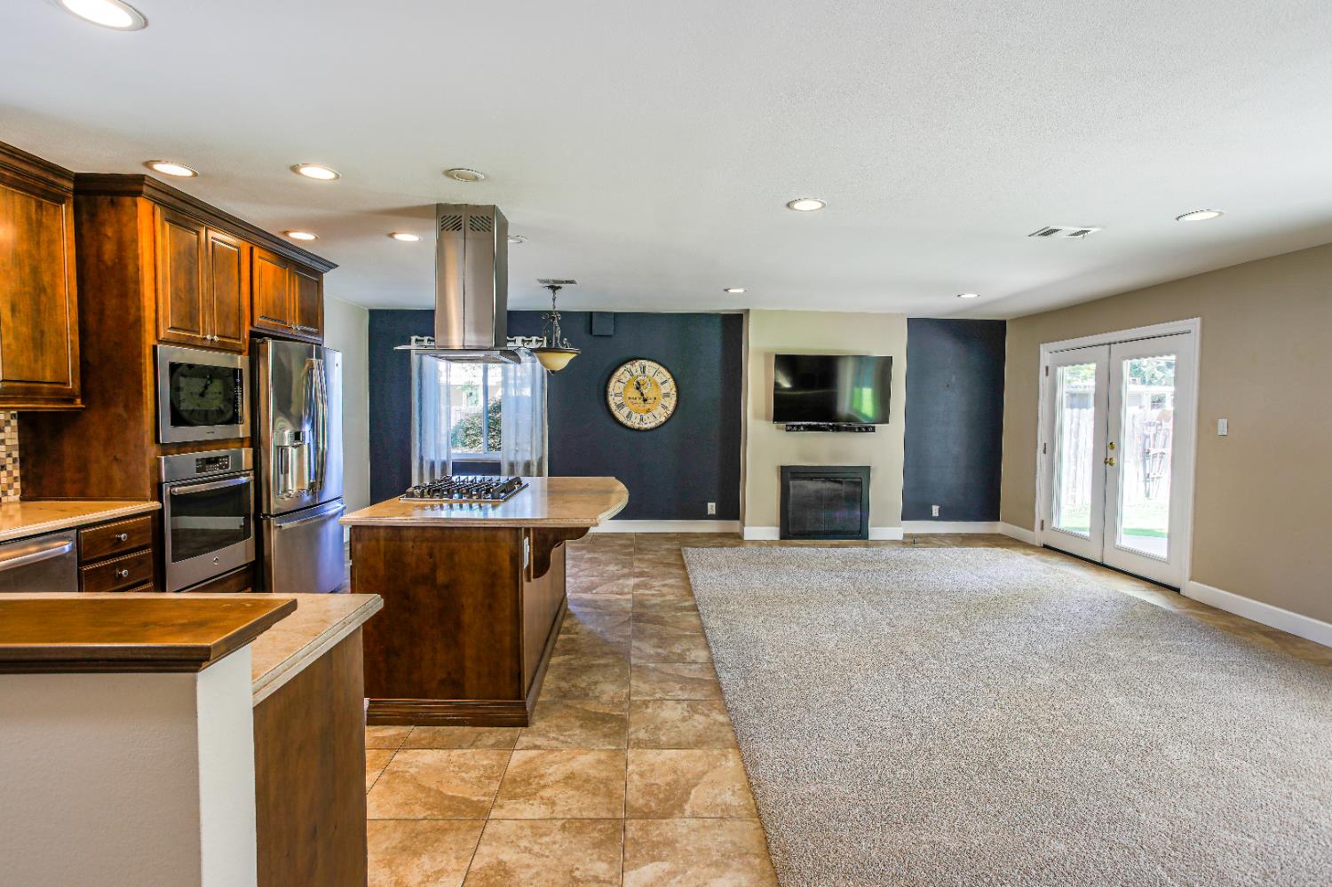 3236 Smathers Way Carmichael, CA 95608 - Photo 16 of 37